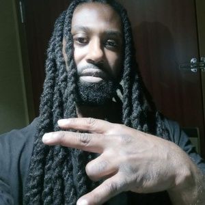 Meet your Posher, Dequane